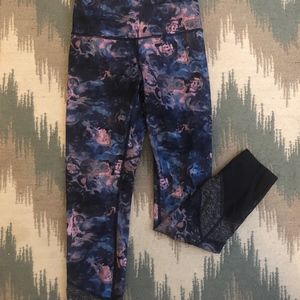 Funky Pattern Wunder Under's - GREAT CONDITION!